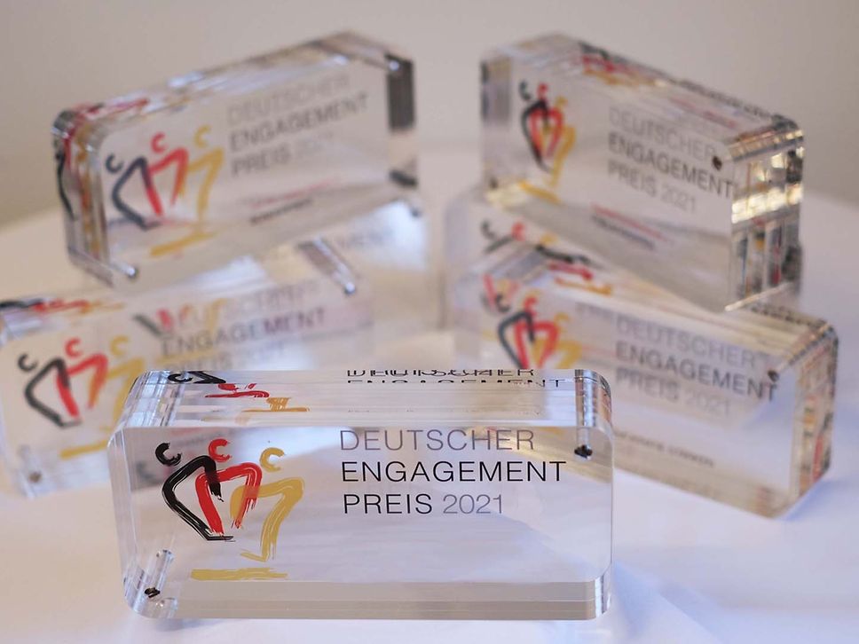 Pokale Deutscher Engagementpreis 2021